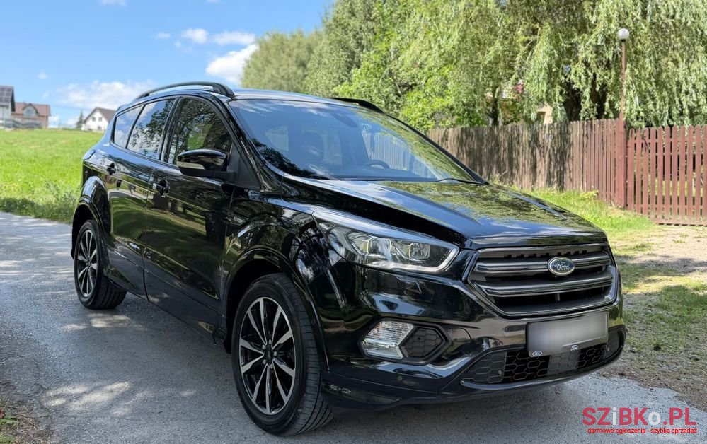2018' Ford Kuga St-Line photo #4