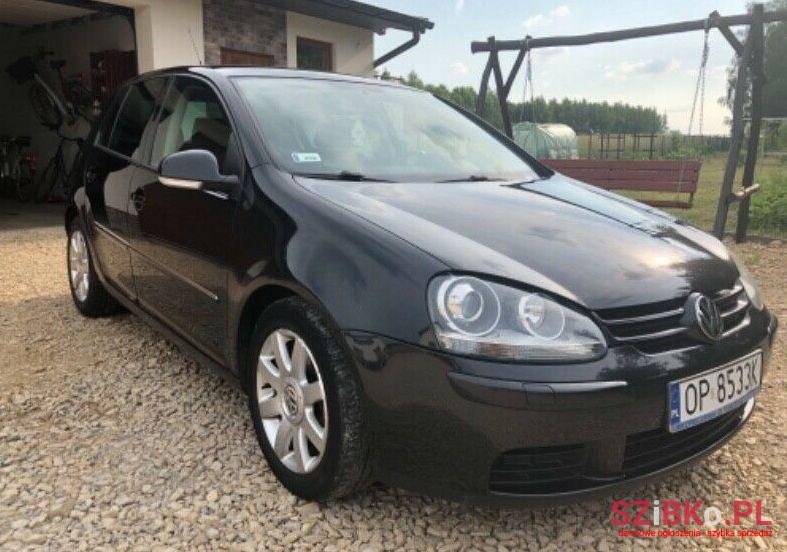 2006' Volkswagen Golf photo #1