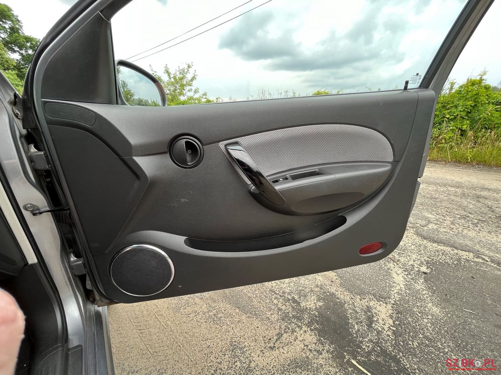 2009' Chevrolet Aveo photo #3