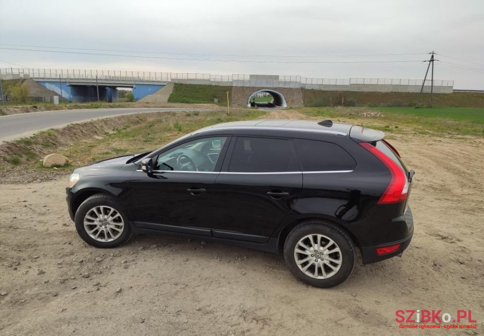2010' Volvo Xc 60 photo #3