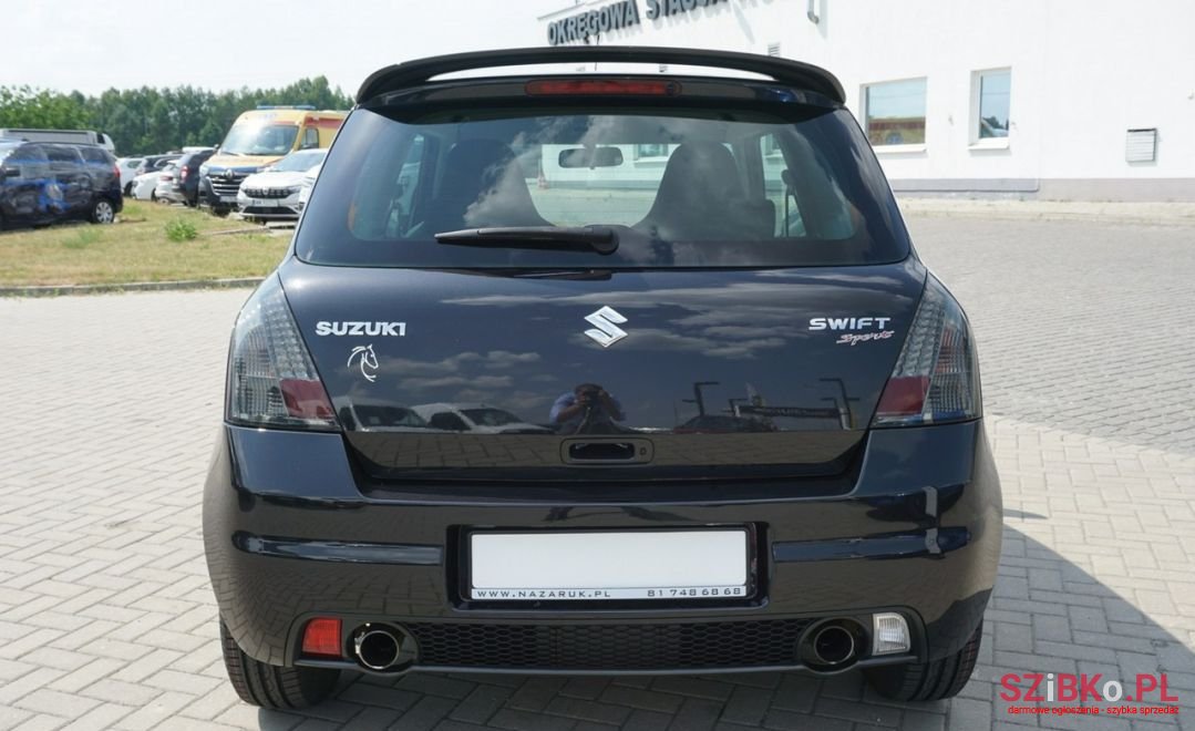 2010' Suzuki Swift photo #5
