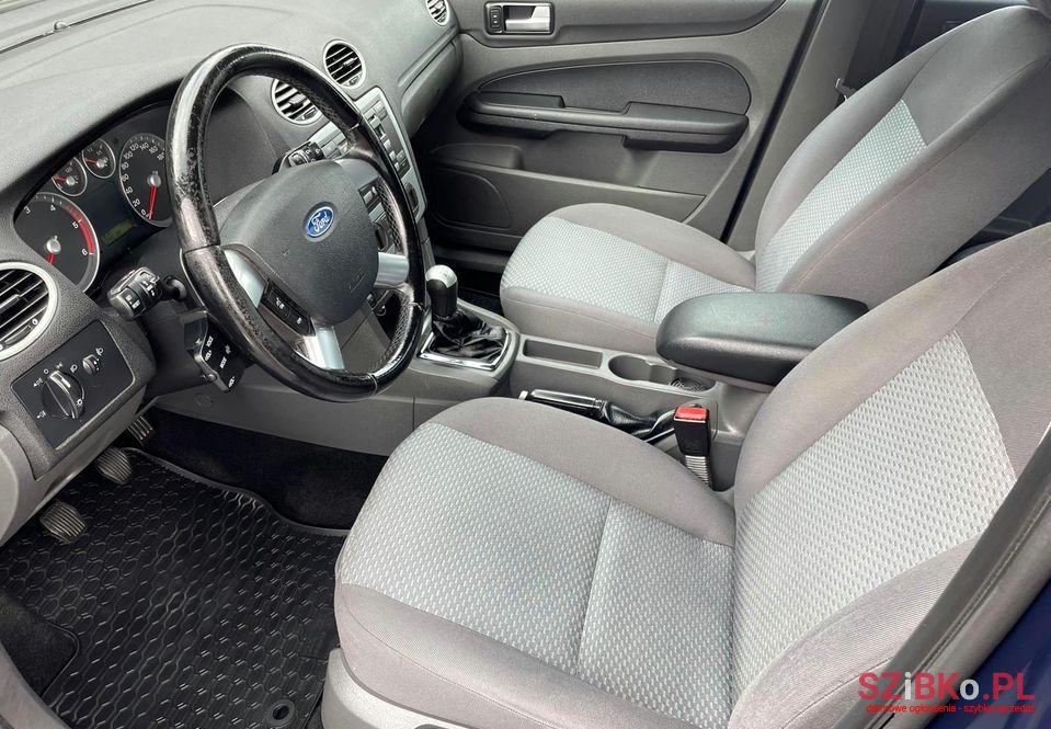 2005' Ford Focus photo #5