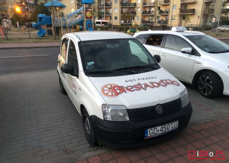 2011' Fiat Panda photo #1