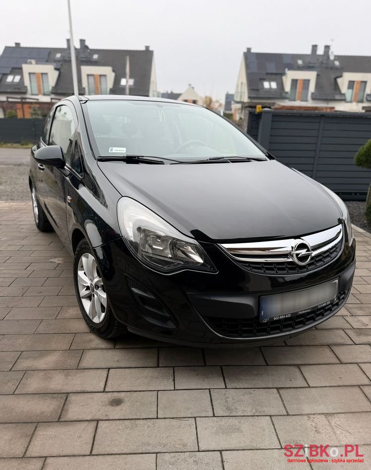 2014' Opel Corsa photo #1