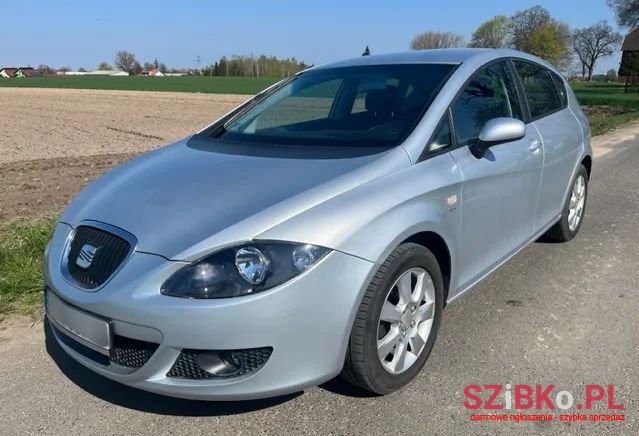 2008' SEAT Leon photo #1