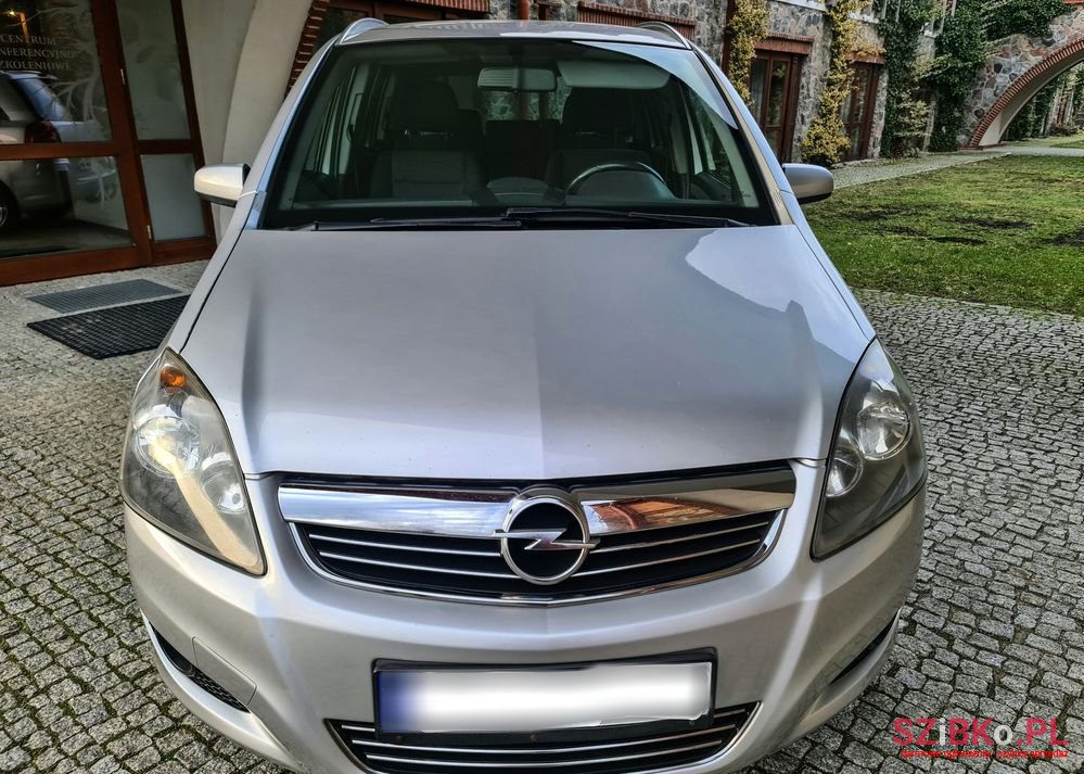 2009' Opel Zafira 1.8 Cosmo photo #4