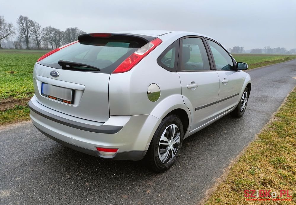 2007' Ford Focus 1.6 16V Ambiente photo #2