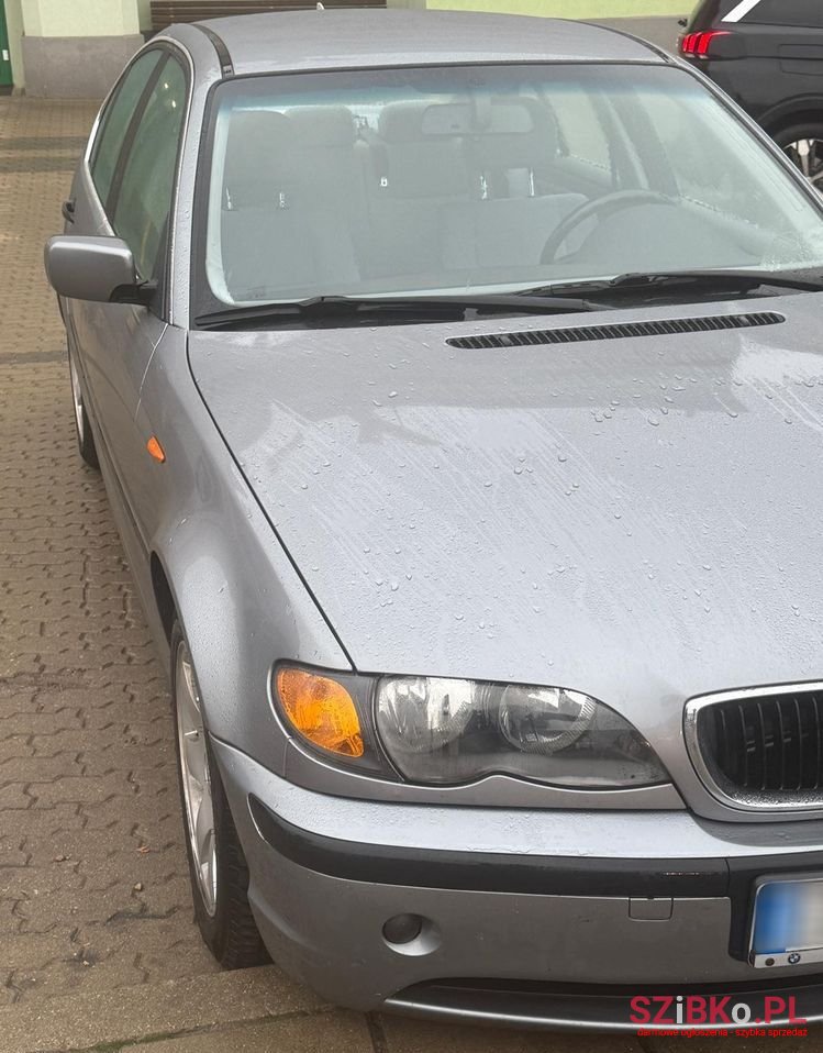 2004' BMW 3 Series 320D photo #3