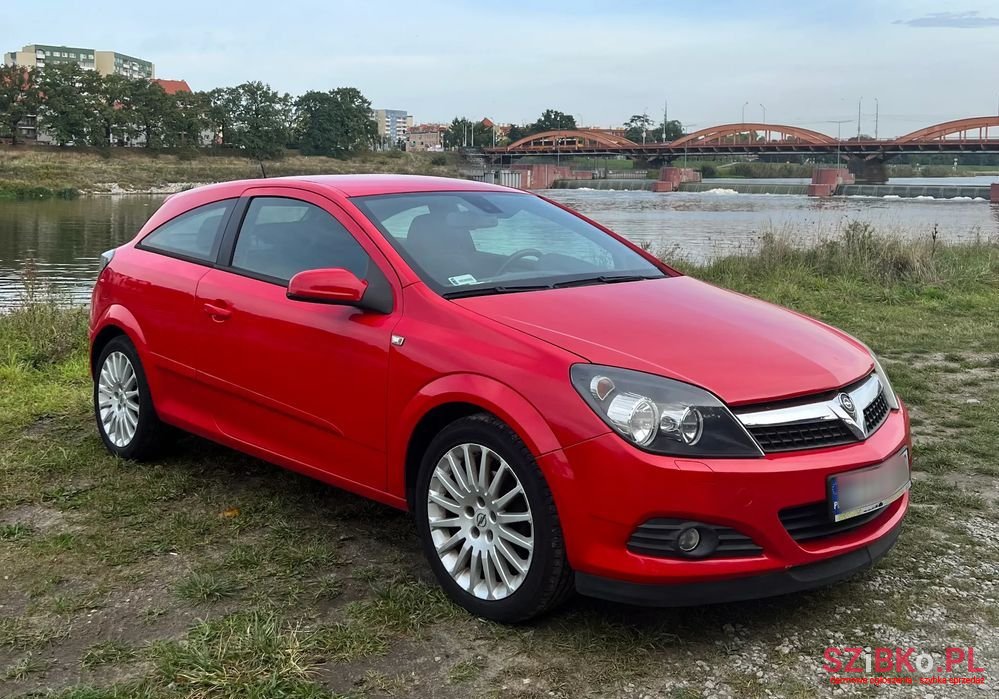 2007' Opel Astra photo #1