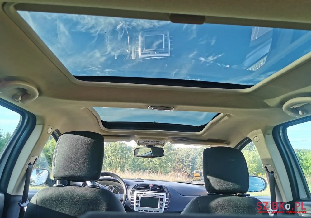 2009' Lancia Delta photo #4