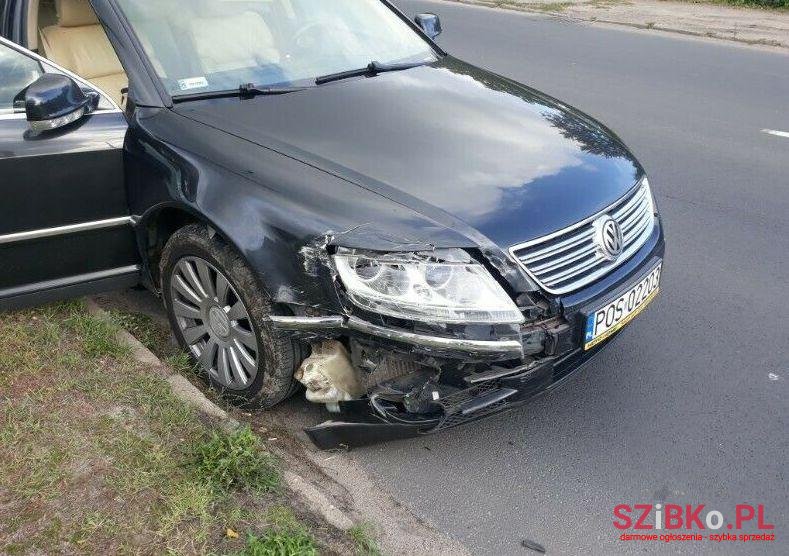 2004' Volkswagen photo #1