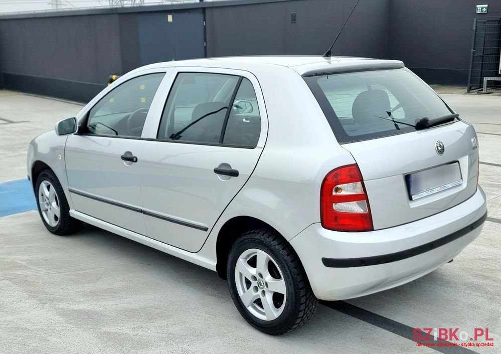 2004' Skoda Fabia photo #3