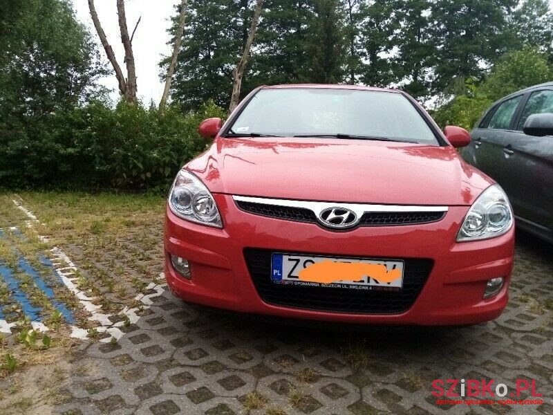2008' Hyundai i30 photo #2