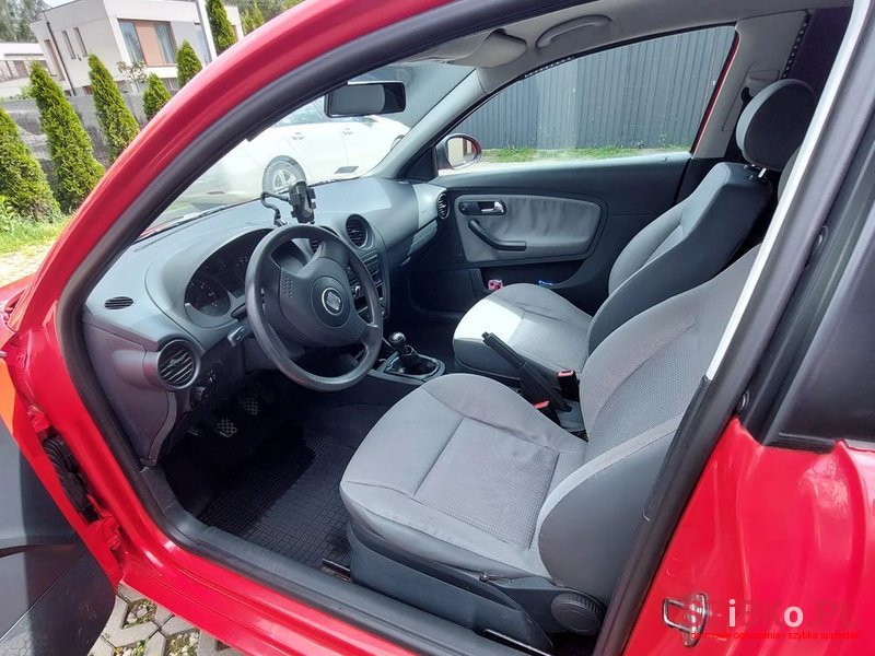 2003' SEAT Ibiza 1.2 12V Stella photo #6