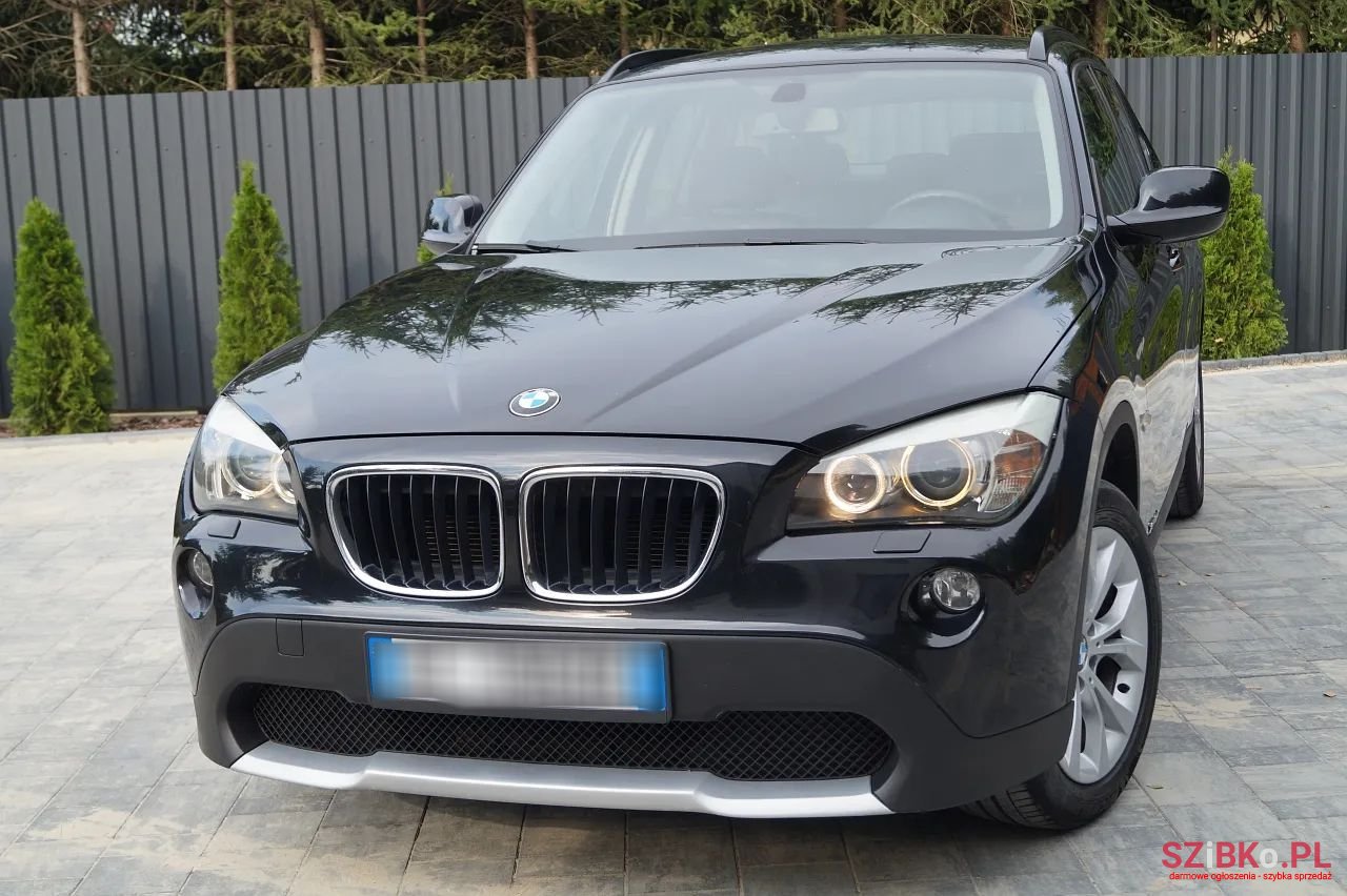 2011' BMW X1 photo #2