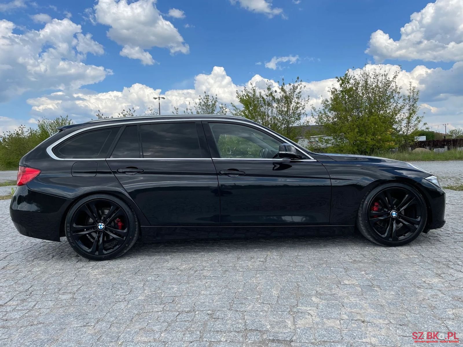 2012' BMW 3 Series photo #4