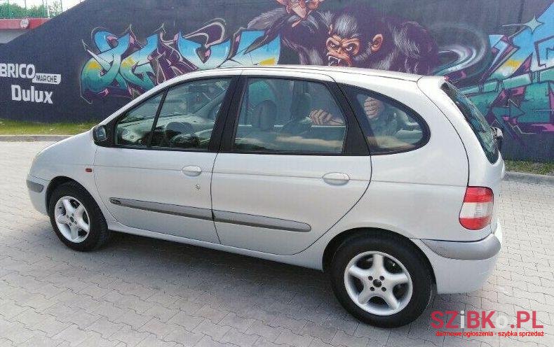 2002' Renault Scenic photo #1