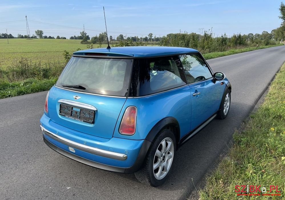 2004' MINI One photo #5