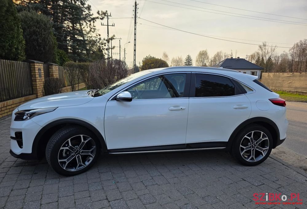 2020' Kia XCeed photo #2