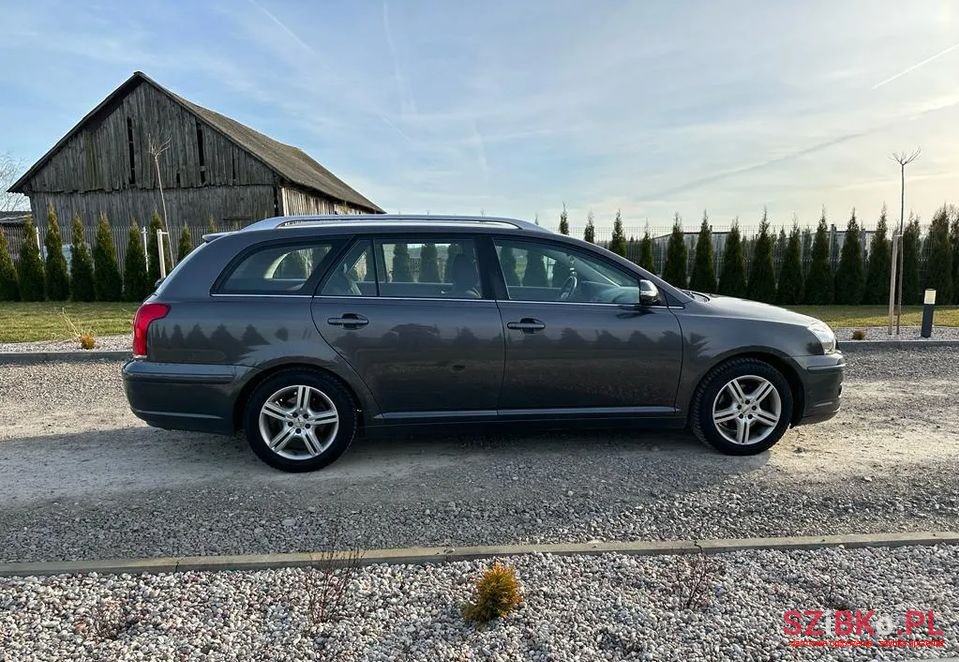 2007' Toyota Avensis photo #6