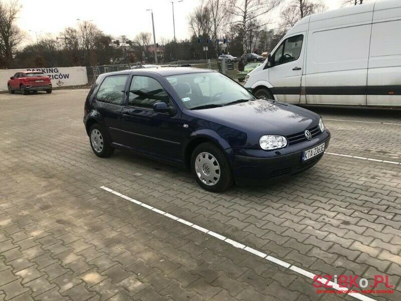 2000' Volkswagen Golf photo #6