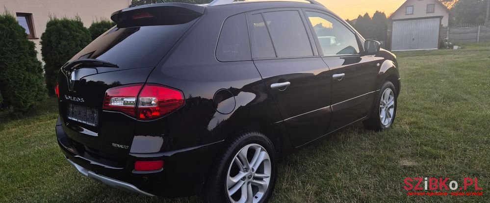 2011' Renault Koleos 2.0 Dci 4X4 Bose Edition photo #5