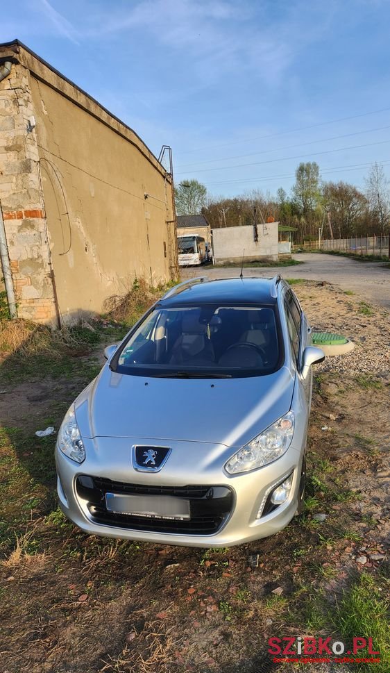 2011' Peugeot 308 1.6 Trendy photo #2