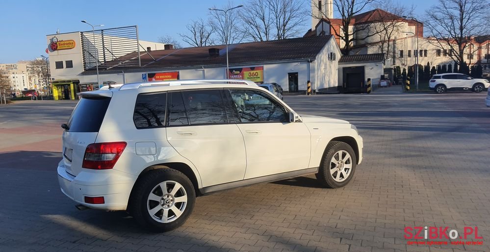 2010' Mercedes-Benz GLK photo #4