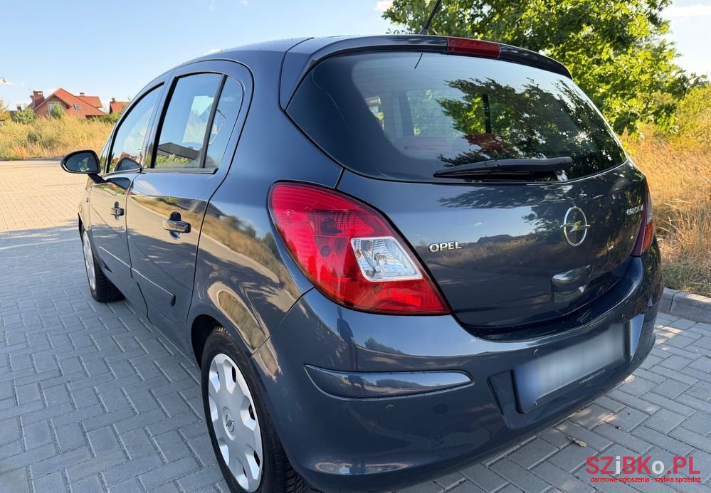 2007' Opel Corsa 1.4 16V Enjoy photo #2