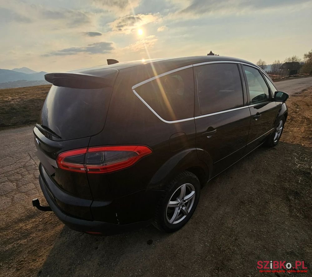 2014' Ford S-Max photo #1