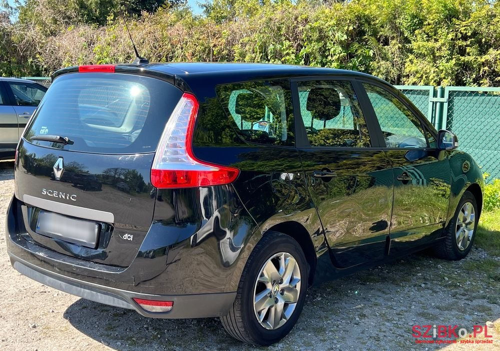 2012' Renault Grand Scenic photo #6