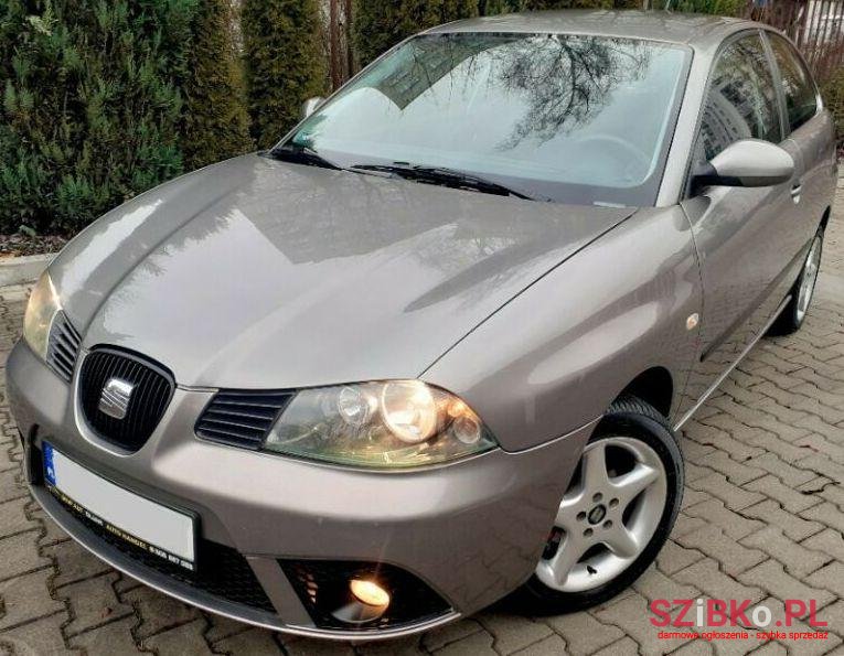 2006' SEAT Ibiza photo #1