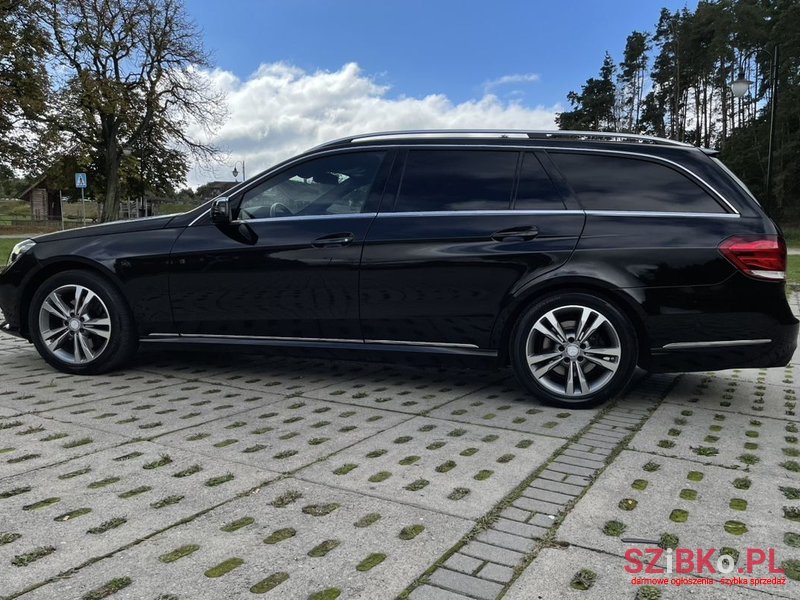 2013' Mercedes-Benz E-Class photo #5