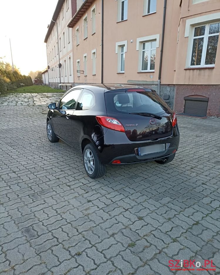 2009' Mazda 2 1.3 Exclusive photo #6