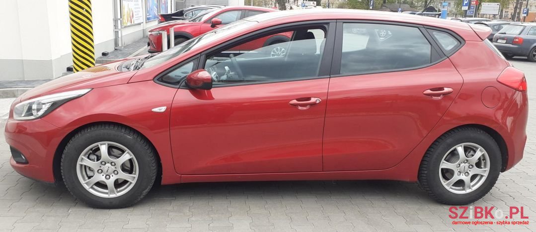 2012' Kia Ceed photo #4