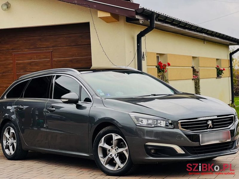 2015' Peugeot 508 Sw photo #2