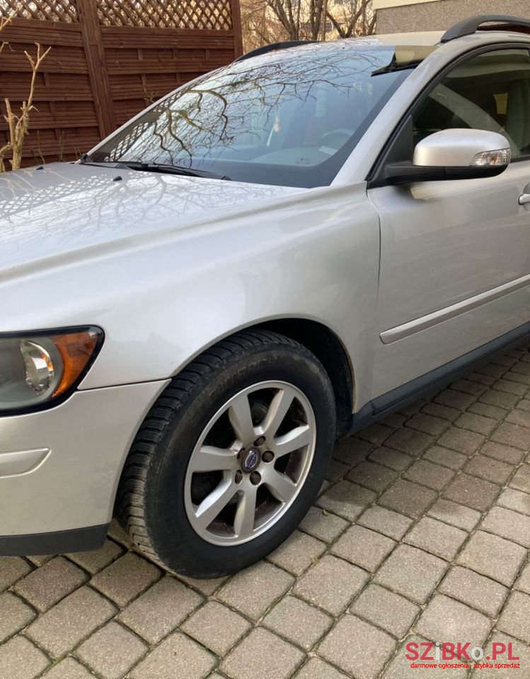 2006' Volvo V50 2.0D photo #3