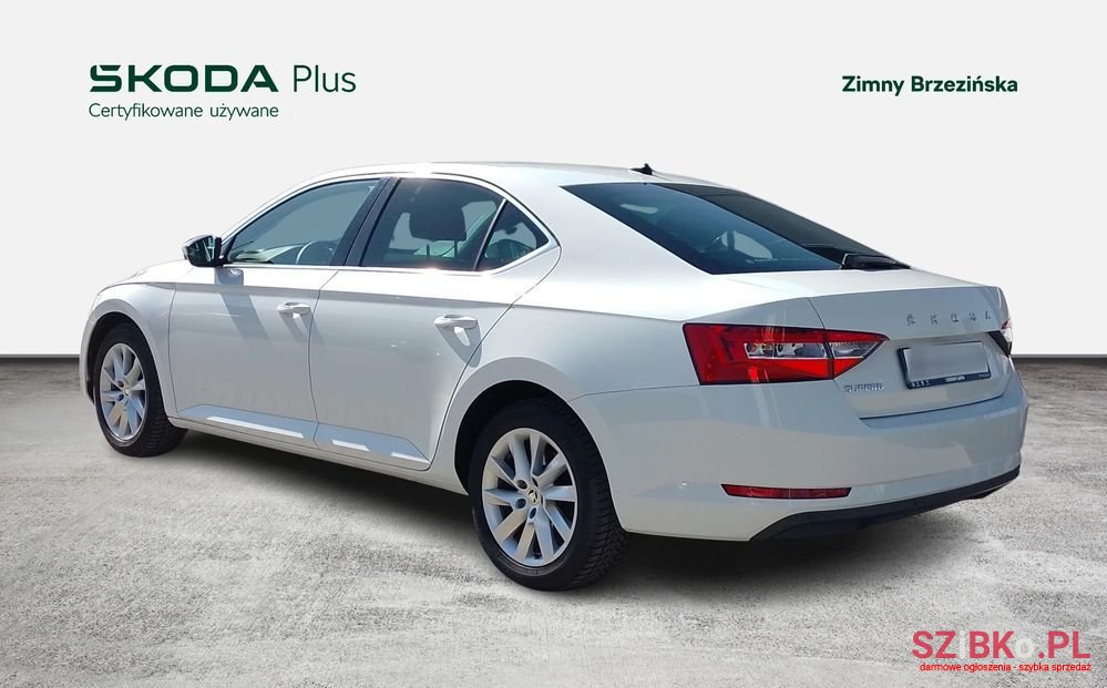 2023' Skoda Superb photo #3