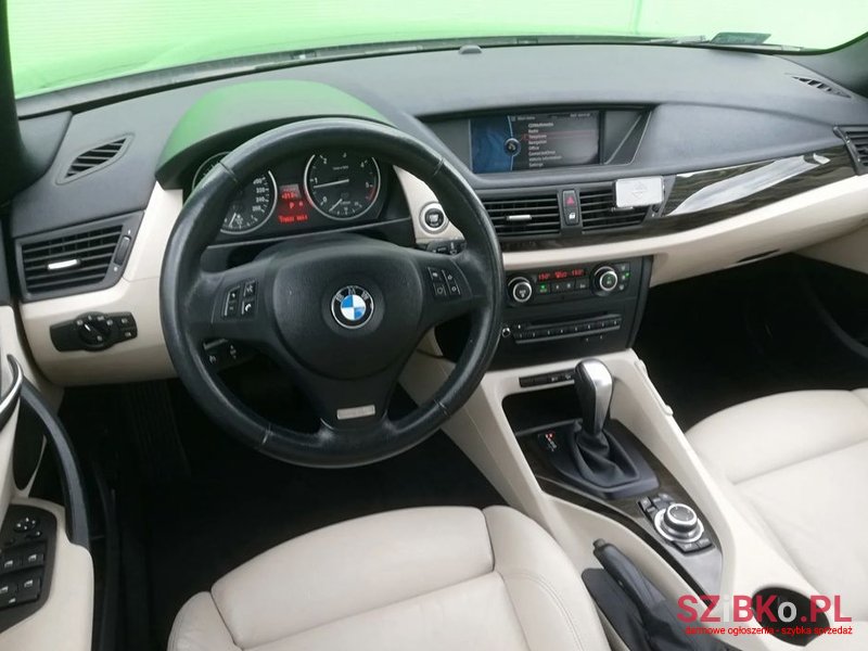 2011' BMW X1 Xdrive20D photo #6