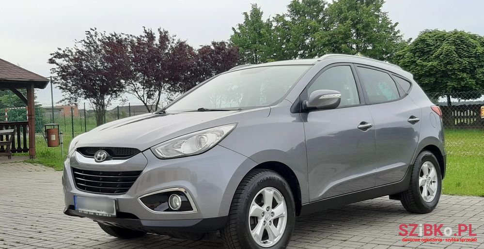 2011' Hyundai ix35 photo #2