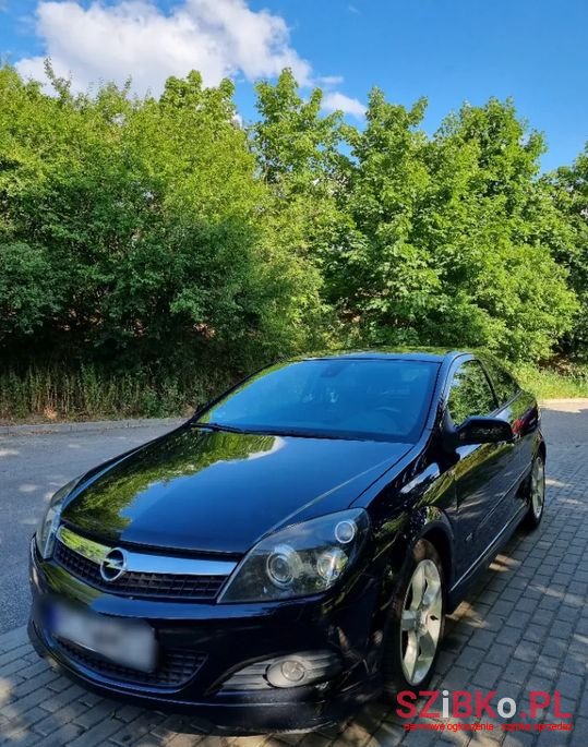 2008' Opel Astra photo #3