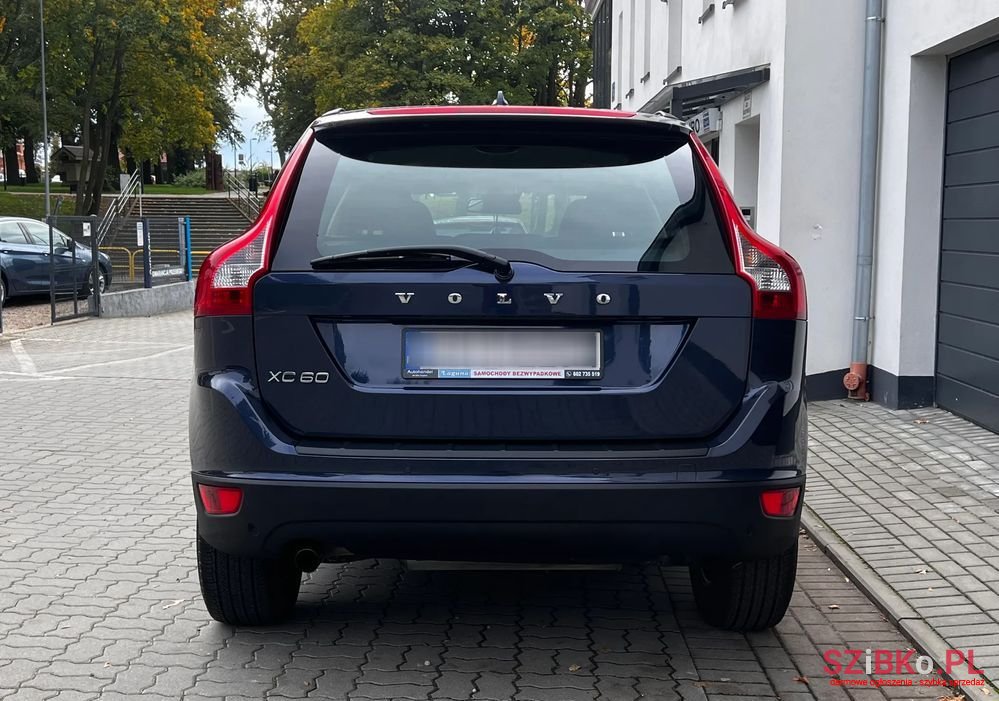 2012' Volvo Xc 60 Drive Momentum photo #3