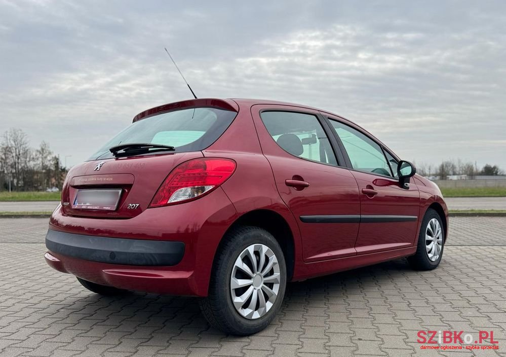 2011' Peugeot 207 1.4 Access photo #4