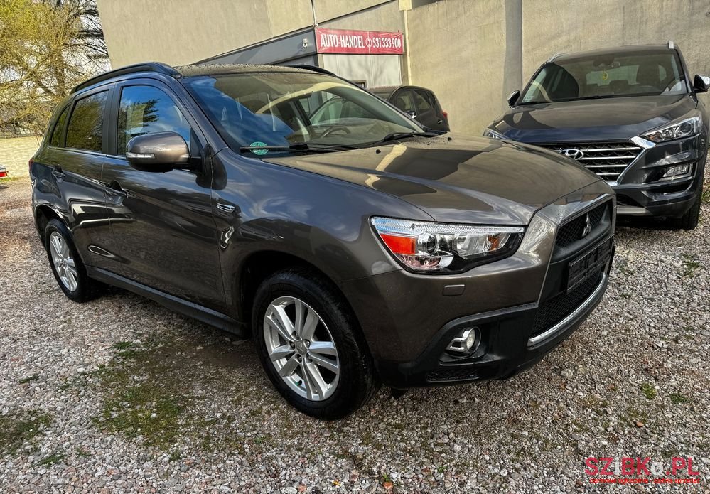 2012' Mitsubishi ASX photo #3