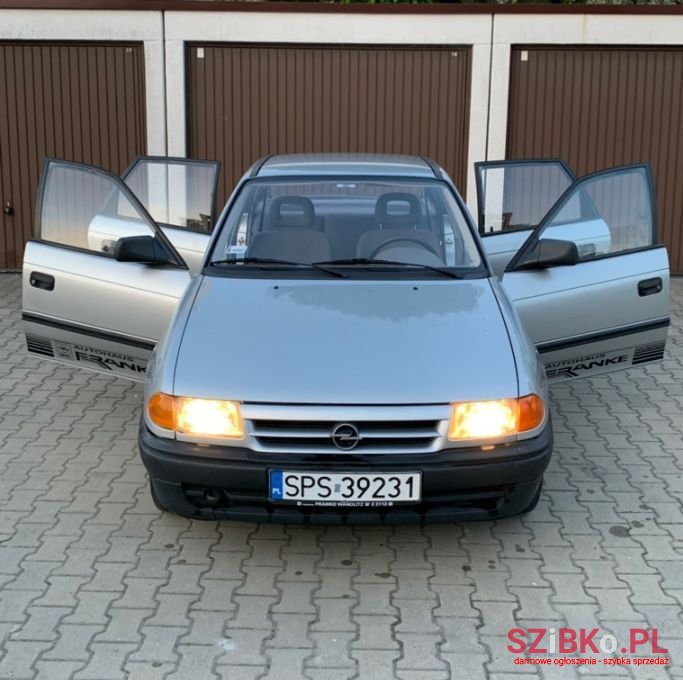 1993' Opel Astra photo #3