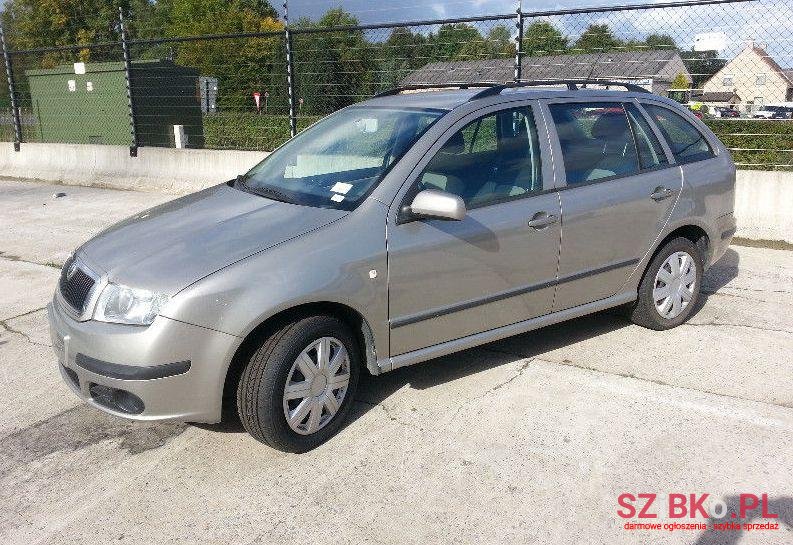 2006' Skoda Fabia photo #2