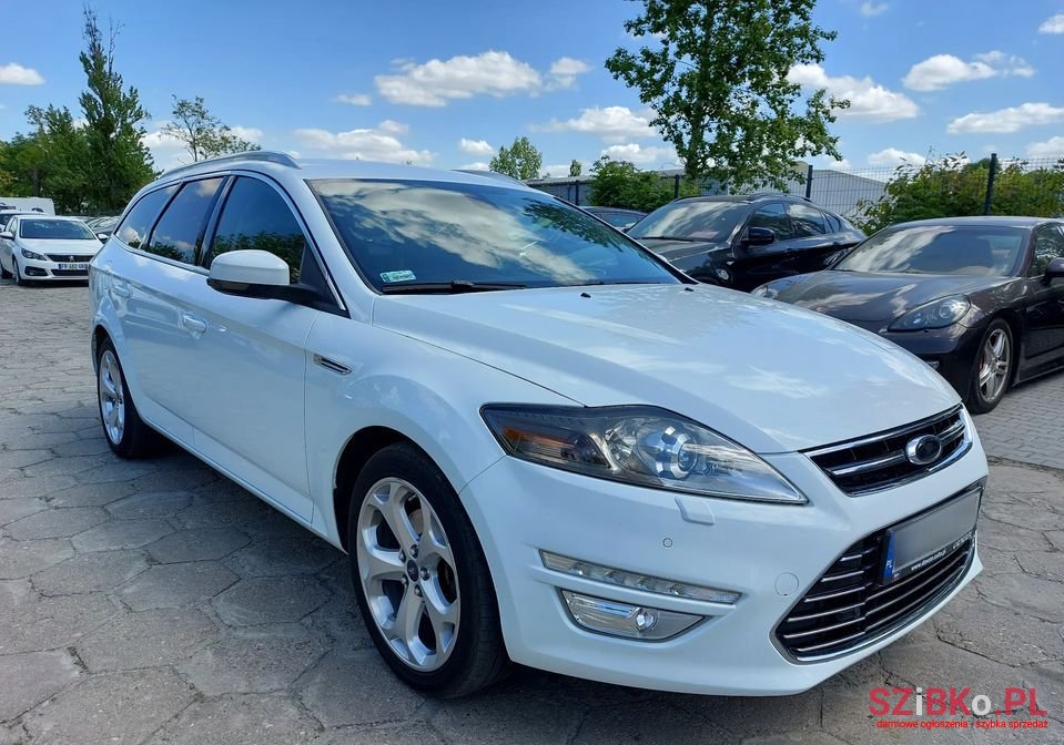 2014' Ford Mondeo photo #3