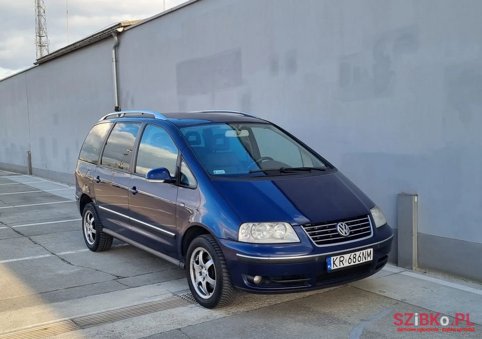 2004' Volkswagen Sharan photo #3