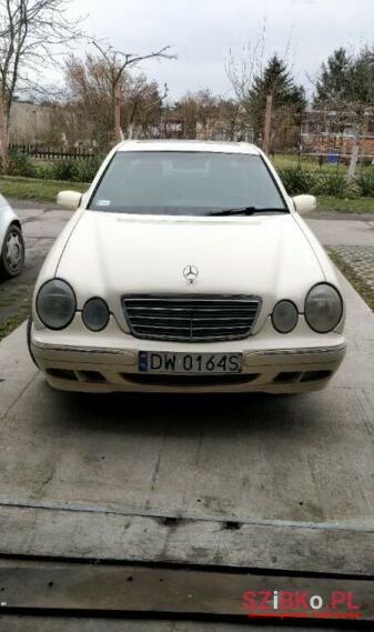 1999' Mercedes-Benz Klasa E photo #1
