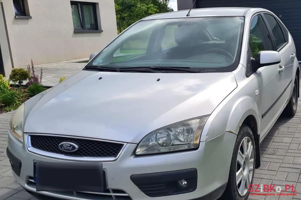 2006' Ford Focus photo #2